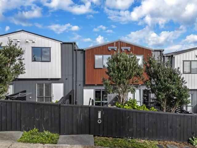 124 Long George Drive, Totara Park, Manukau City