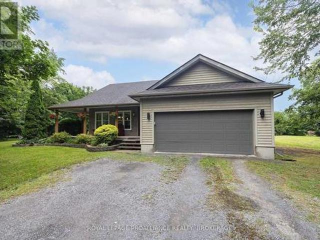 124 Park Street, Greater Napanee, ON, K0H 1G0 house for sale | Listing ID X13596 | Royal LePage
