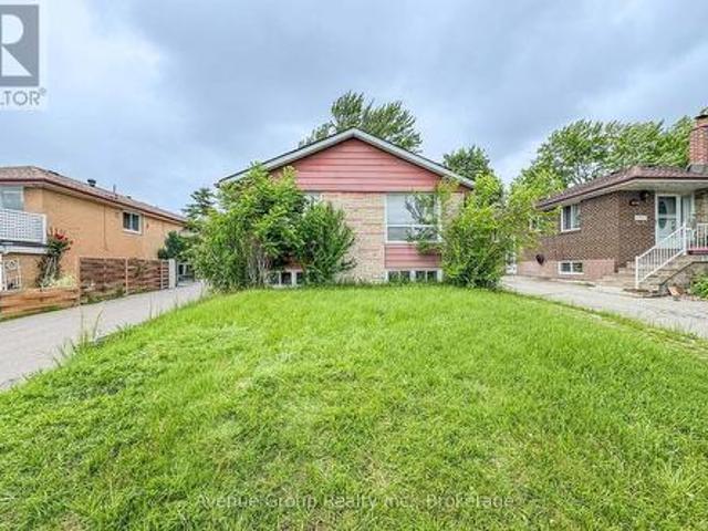 124 Westhumber Boulevard, Toronto, ON, M9W 3N2 house for sale | Listing ID W13480 | Royal LePage