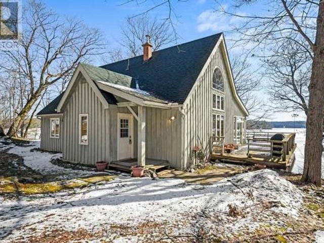 124B Maplehurst Road, Seguin, ON, P0C 1J0 Luxury House for sale | Listing ID X12992 | Royal LePage Carriage Trade Luxury Properties