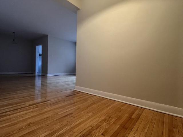 1255 Sherwood 1 Bedroom Apartment for Rent at 1255 Crois Sherwood, Mont Royal, QC H3R 3C4