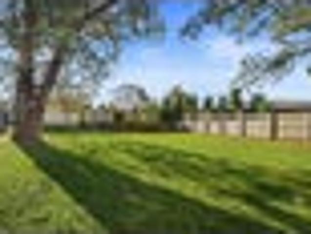 1257sqm Family Haven with Future Upside