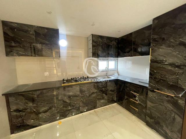 1250 Ft² Flat for Sale