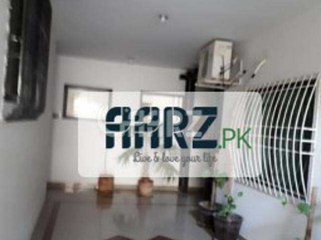 1250 Square Feet Apartment for Rent in Karachi Clifton Block 4
