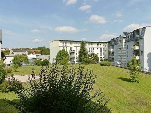 12537_33 MGN: helle 2 Zimmer Wohnung mit Aufzug und Balkon, Hausmeisterdienste inklusive, EBK möglich