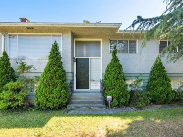 12534 Grove Crescent, Surrey, BC, V3V 2L7 house for sale | Listing ID R3139 | Royal LePage
