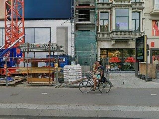 125 146 m2 office space for rent in Stad Antwerp