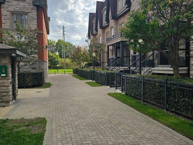 125 318 John Street, Thornhill | Expired, N12657 | Condos. Ca