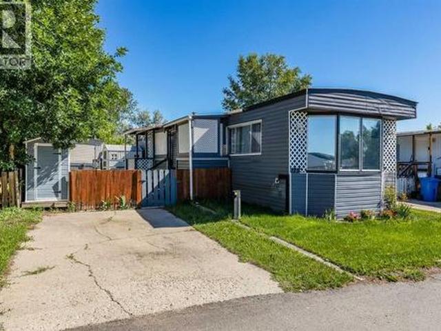 125 400 Avenue Se, Medicine Hat, AB, T1B 1J3 house for sale | Listing ID A2326 | Royal LePage
