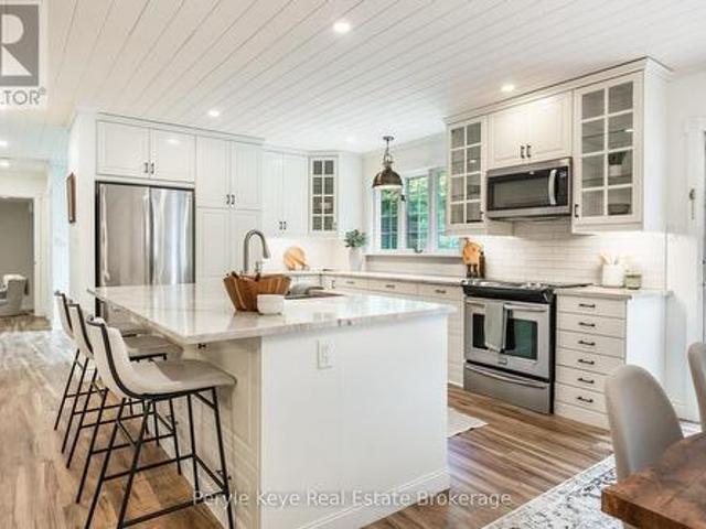 125 Clarke Crescent, Huntsville Stephenson, ON, P0B 1L0 house for sale | Listing ID X13517 | Royal LePage