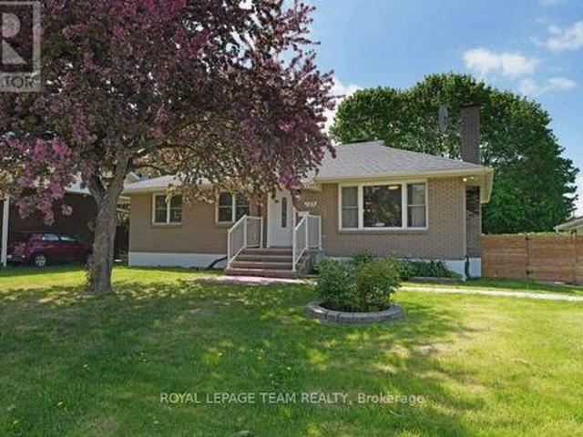 125 Norice Street, Ottawa, ON, K2G 2Y2 house for sale | Listing ID X13182 | Royal LePage