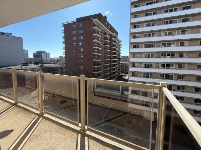 125 Somerset St. W. — 1 Bedroom