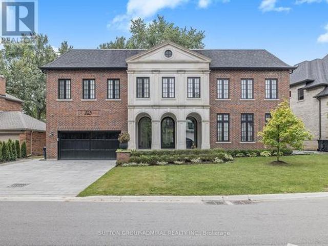 125 Sandringham Drive, Toronto, ON, M3H 1E2 house for sale | Listing ID C13434 | Royal LePage