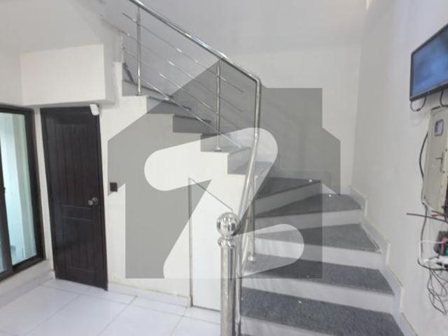 125 Sq Yd Corner Category Villa For Sale Ali Block, Bahria Town Karachi. 3 Bedrooms | Greenbelt & All Facilities Nearby including Park, Mosque, Shopping Gallery & PSO Petrol Pump | Prime Location | Ready for Living. Bahria Town Ali Block