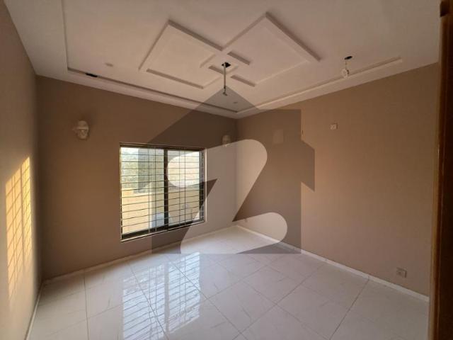 125 Sq Yd Ali Block Villa For Sale Bahria Town Karachi. 3 Bedrooms | All Facilities Nearby including Park, Mosque, Shopping Gallery & PSO Petrol Pump | Prime Location | Ready for Living. Bahria Town Ali Block