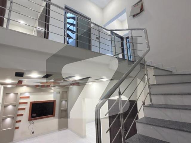 125 Sq Yd Ali Block Villa For Sale Bahria Town Karachi. 3 Bedrooms | All Facilities Nearby including Park, Mosque, Shopping Gallery & PSO Petrol Pump | Prime Location | Ready for Living. Bahria Town Ali Block