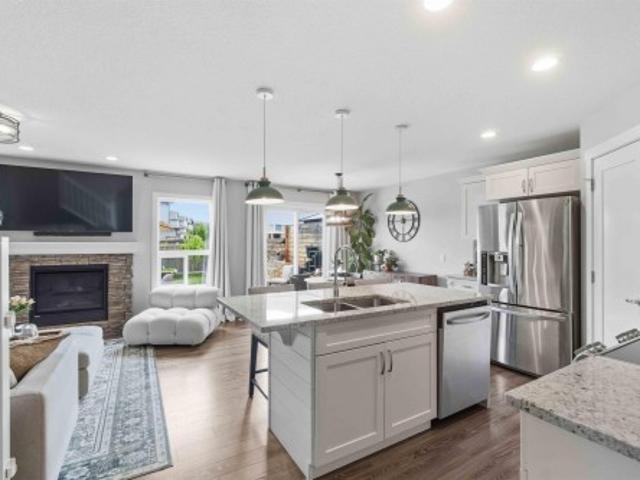 125 Summerstone Lane, Sherwood Park, AB, T8H 0Y4 house for sale | Listing ID E4493 | Royal LePage