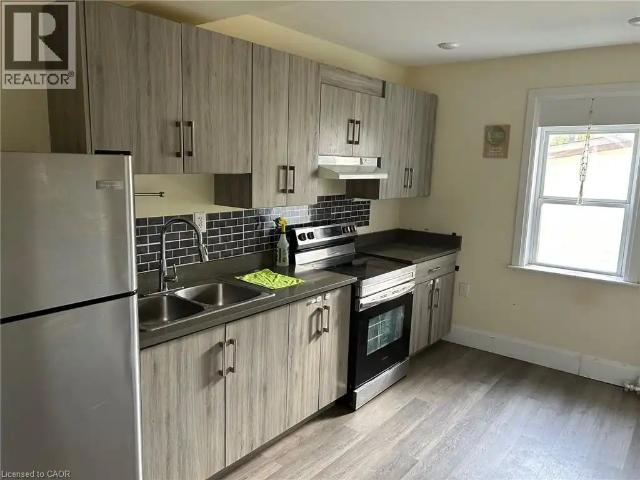 125 WELLINGTON Street S Unit# 2