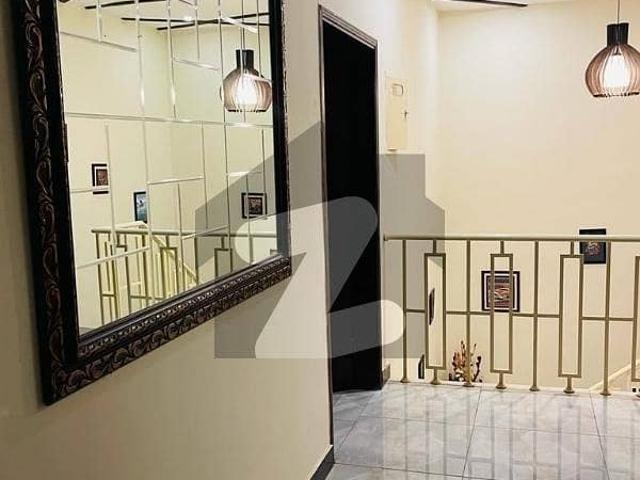 125sq yd Luxury Villa in Furnished Ali Block. 3Bedrooms, Drawing, Dining & American Kitchen. 5mins drive from main gate of BTK