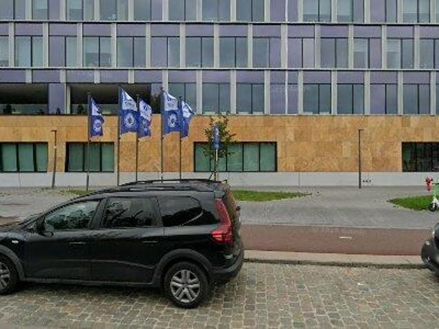 1269 m2 office space for rent in Antwerp Berchem