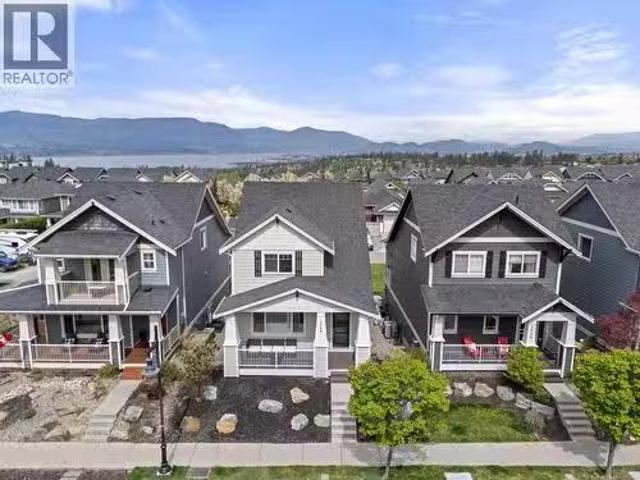1260 Snowberry Avenue, Kelowna, BC, V1W 5K7 house for sale.