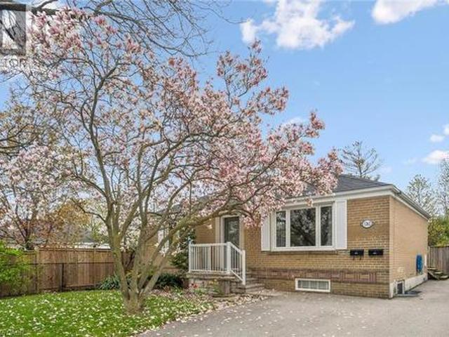 1262 Homewood Drive, Burlington, ON, L7P 2M6 house for sale | Listing ID 40837 | Royal LePage