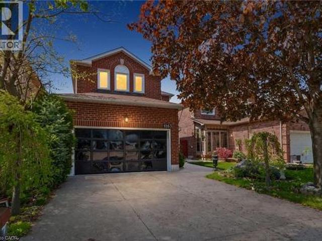 1263 Bantham Street, Mississauga, ON, L5V 1Y8 house for sale | Listing ID 40832 | Royal LePage