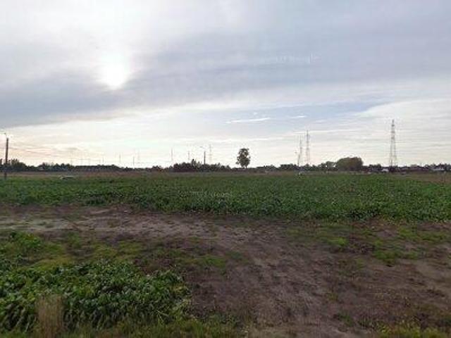 126 m2 apartment for rent in Beveren