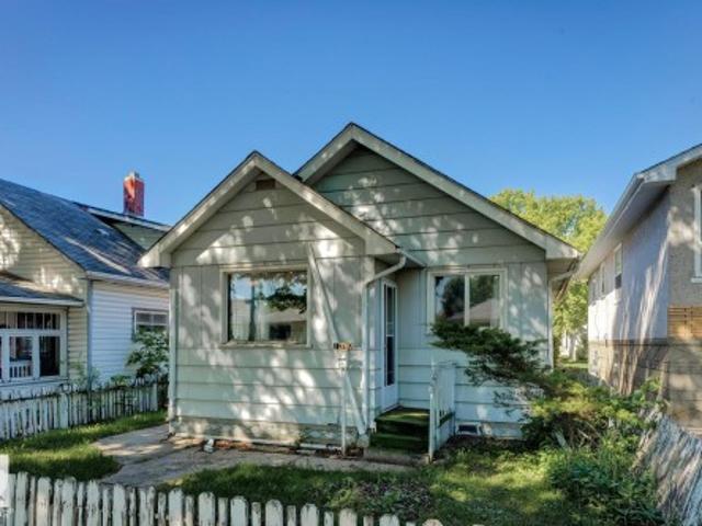 12760 Street, Edmonton, AB, T5E 5K8 house for sale | Listing ID E4492 | Royal LePage