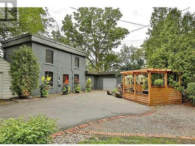 1276 Spring Gardens Road, Burlington, ON, L7T 1J8 house for lease | Listing ID W13231 | Royal LePage