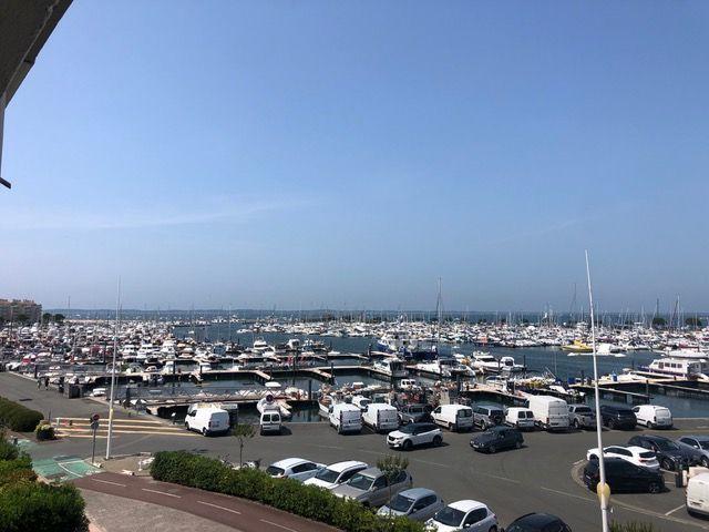1270 € c.c. appartement meublé 2 pièces 54m² 33120 arcachon