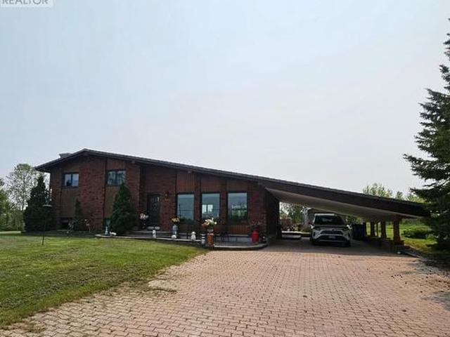 1272 Con 2 & 3, Cochrane, ON, P0L 1C0 house for sale | Listing ID T13100 | Royal LePage