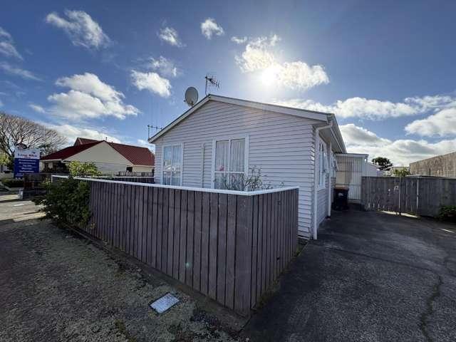 1/27 Albert Street, 2145, Palmerston North City