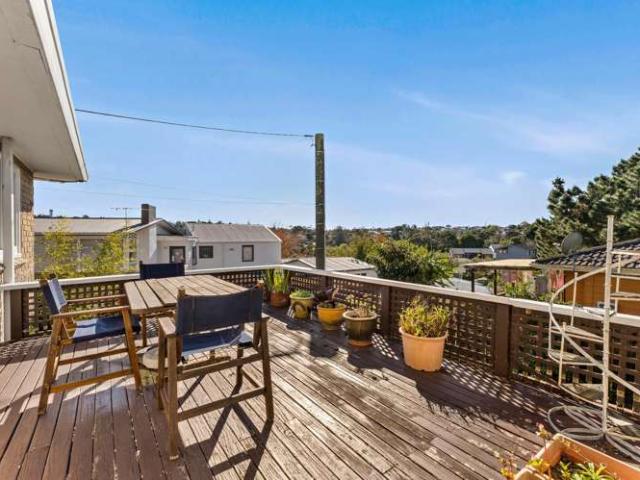 1/27 Kaipatiki Road, Glenfield, North Shore City