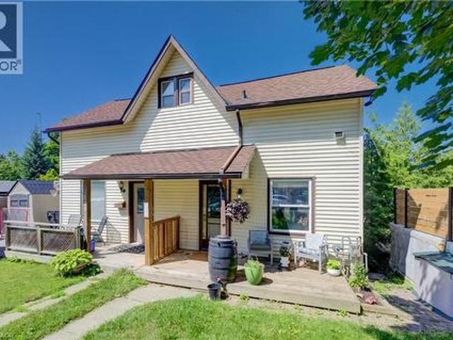 127 Henderson Street, Cambridge, ON, N3C 2G3 house for sale | Listing ID 40849 | Royal LePage