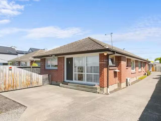 1/27 Hills Road, St Albans, NZ 8013 Townhouse for Sale