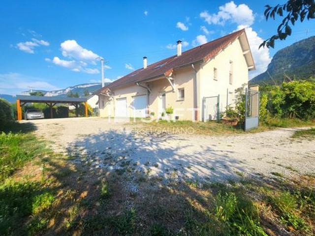 127 m² habitable, 3 CH – Terrain clos de 680 m²