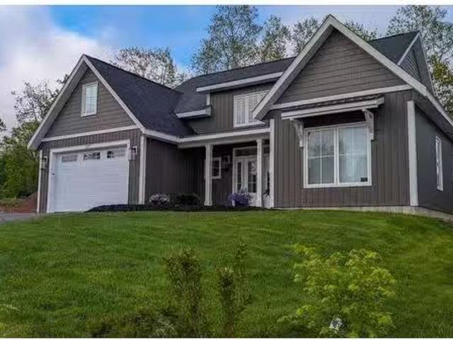 127 Stirling Avenue, Wolfville, NS, B4P 2N3 house for sale.