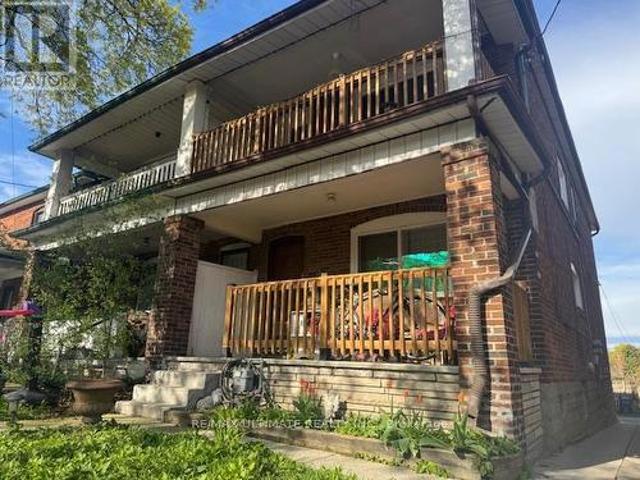 127 Robina Avenue, Toronto, ON, M6C 3Y8 investment for sale | Listing ID C13232 | Royal LePage