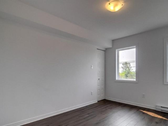 127 Rue De Britannia Aylmer Très Beau Logement De 2 Chambres A Couches