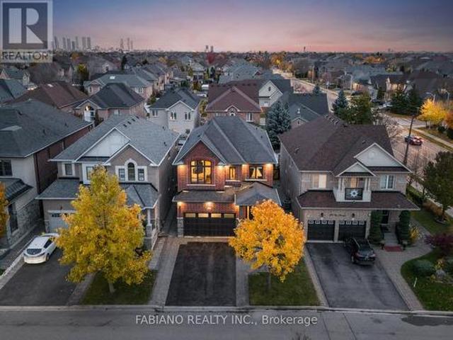 127 Via Toscana, Vaughan, ON, L4H 3C1 house for sale | Listing ID N13145 | Royal LePage