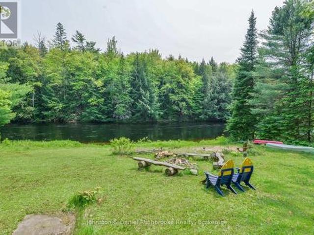 1287 Sherwood Forest Road, Bracebridge Oakley, ON, P1L 1X3 house for sale | Listing ID X12196 | Royal LePage