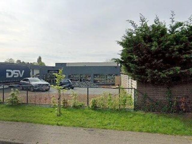 1280 m2 warehouse for sale in Gistel
