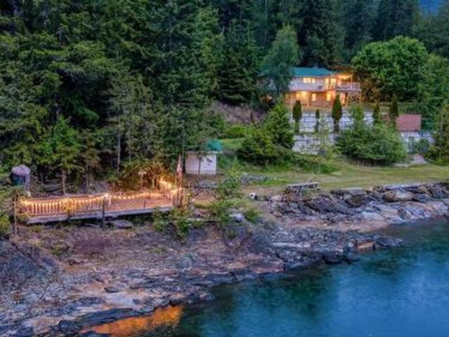 12811 3A Highway, Boswell, BC, V0B 1A4 house for sale | Listing ID 10390 | Royal LePage
