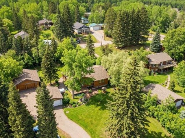 128 4 Lakeshore Road, Rural Parkland County, AB, T0E 2K0 house for sale | Listing ID E4477 | Royal LePage