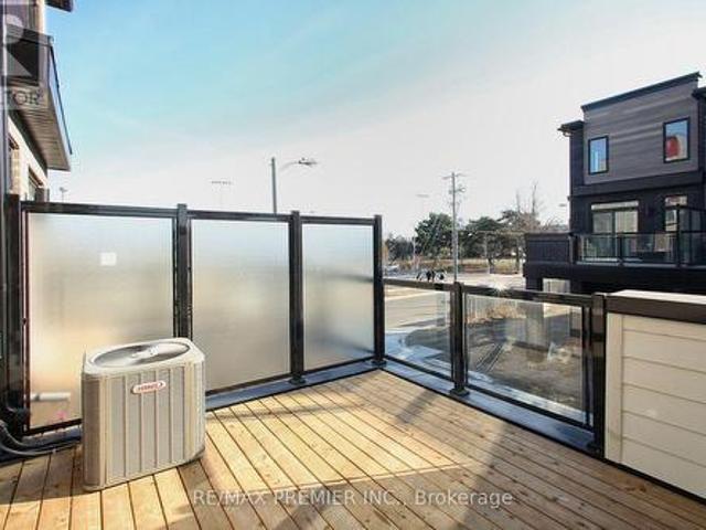 128 Brockley Drive, Toronto, ON, M1P 0G3 house for lease | Listing ID E13679 | Royal LePage