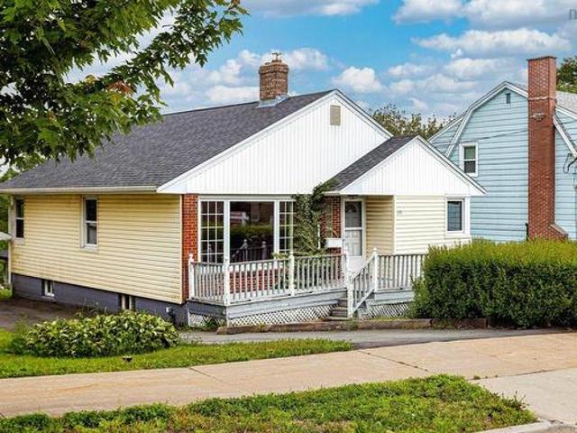 128 Joffre Street, Dartmouth, NS, B2Y 3E1 house for sale | Listing ID 202616 | Royal LePage