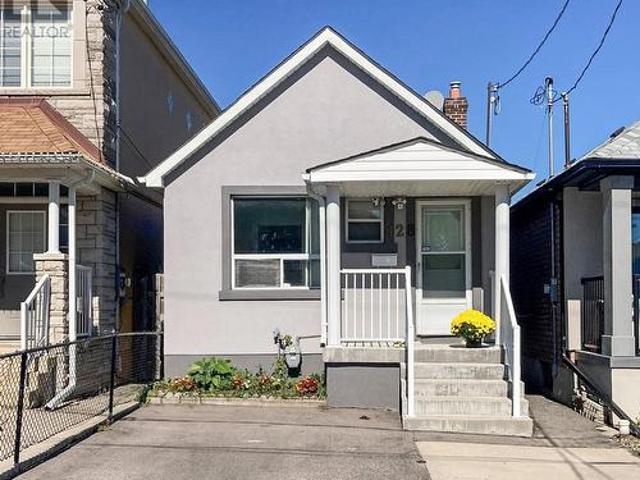 128 Northland Avenue, Toronto, ON, M6N 2E2 house for sale | Listing ID W13450 | Royal LePage