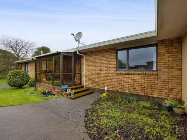 128A Flat Miranda Street, Stratford, Stratford For Sale