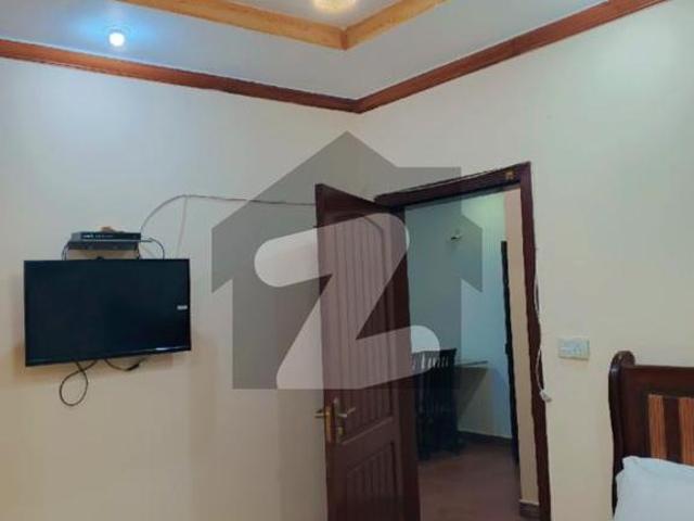 1290 Square Yards House For rent In The Perfect Location Of Patriata Murree